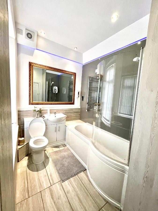 Large Luxury Apartment Blackpool Exterior foto